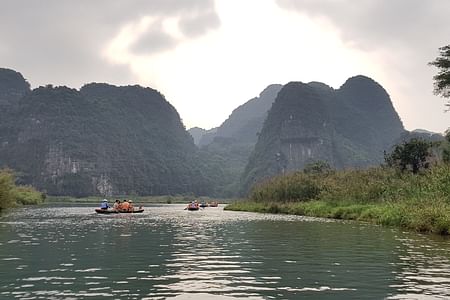 Trang An & Ninh Binh Adventure: Explore Temples, Caves & Scenic Views