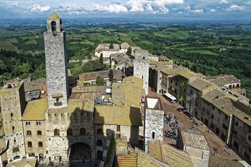 Private Historic Walking Tour of San Gimignano, Italy