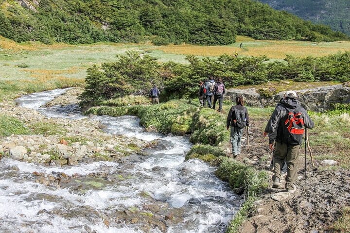 Laguna Esmeralda Hiking Tour with Snack from Ushuaia 10