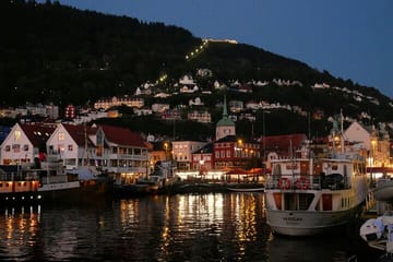 Private Winter Walking Tour of Bergen's Holiday Traditions