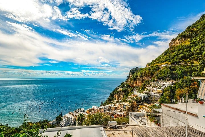Private Transfer: Naples Hotel, Airport,Train Station to Sorrento 8