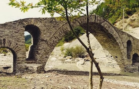 Osum Canyon Sightseeing Journey and free Time for Exploration