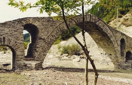 Osum Canyon Sightseeing Tour with Cultural Stops in Berat