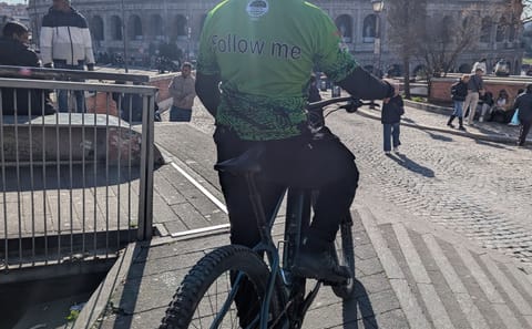 Rome E-Bike Tour with Food Tasting at Testaccio Market