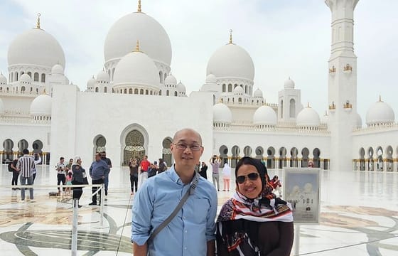 Private Abu Dhabi City Tour with Grand Mosque & BAPS Hindu Mandir