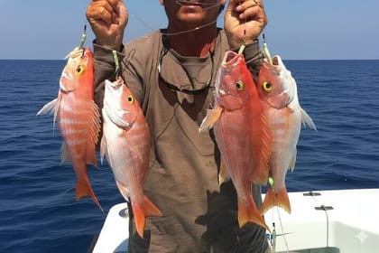 Private Boat , Fishing & Snorkeling Full Day & Lunch – Hurghada