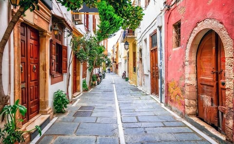 Wheelchair Accessible Day Tour from Chania to Georgioupoli