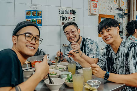Hanoi Street Food Adventure: Explore the Old Quarter's Culinary Delights