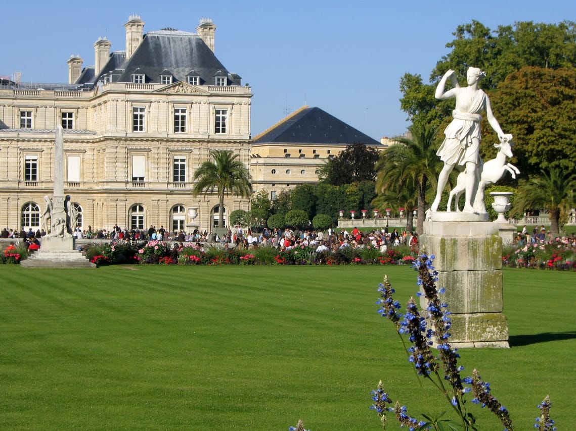 Stroll in the Luxembourg Garden 4