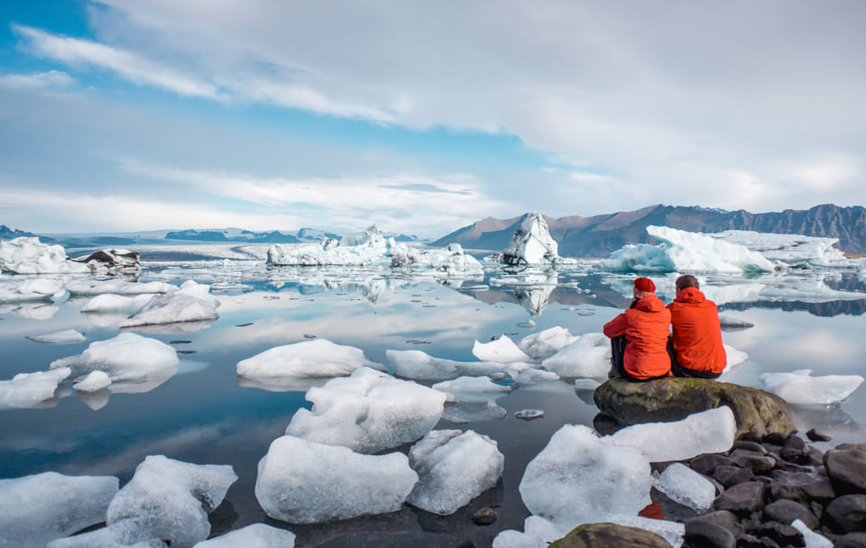 Private Tour of Glacier Lagoon and Diamond Beach in Iceland