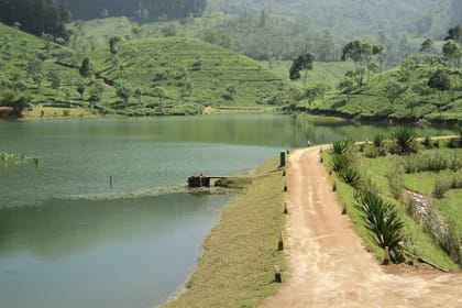 Amazing Sembuwatta Lake Day Tour (German & English)