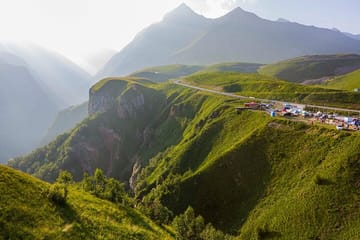 Full Day Tour in Caucasus Mountains, Kazbeg and Ananuri