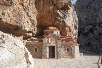 Private Tour From Rethymno: Lake Kournas and Villages Full-Day Tour