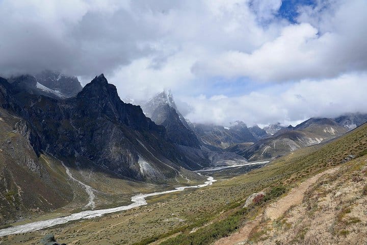 19 Days Mera Peak Climbing & Expedition – One Life-Changing Himalayan Adventure