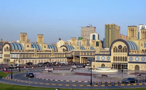 Sharjah and Ajman Cultural Sightseeing Tour from Dubai