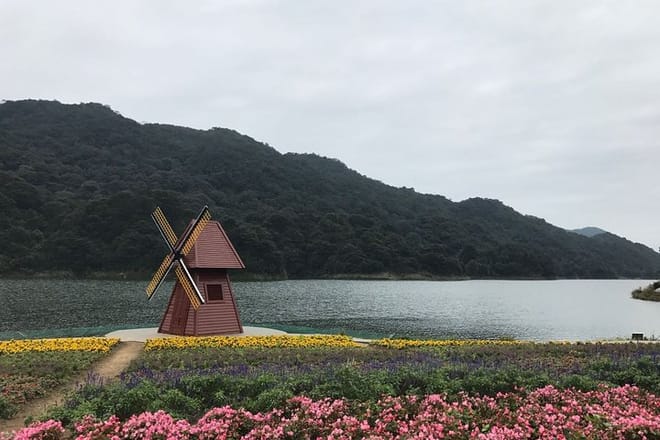 Private Day Tour to Shimen National Park from Guangzhou + Seasonal Fruit Pickup