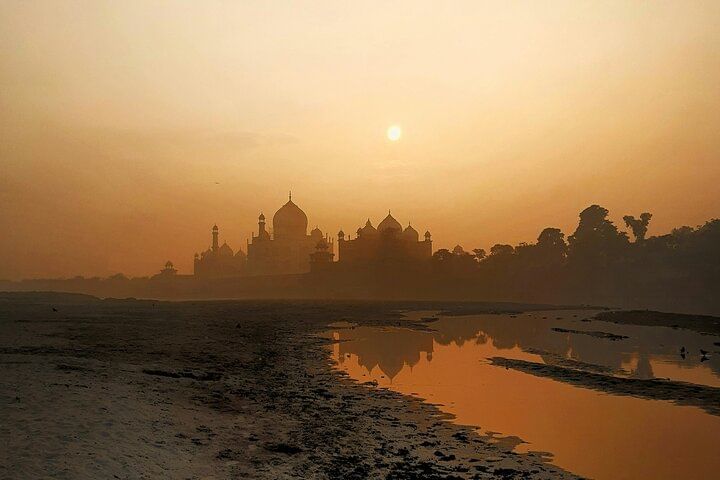 From Delhi: 2 Days Taj Mahal and Agra Overnight Tour