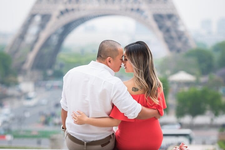 Paris Photoshoot by Professional Photographer with BVA Transfers 3