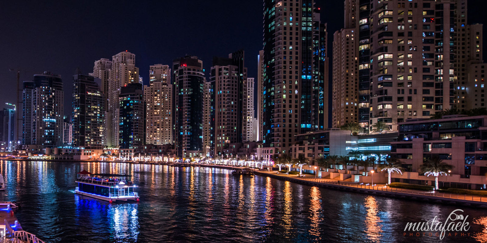 5 Star Marina Glass-boat Dinner Cruise with Daytur