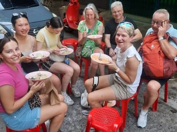 Chinatown Food Tour in Bangkok: Taste Local Delicacies