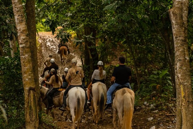 La Hacienda Outdoor Adventure 5
