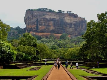 Sigiriya Rock Fortress and Dambulla Temple Tour from Kandy