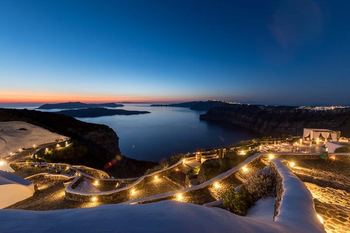 Santorini Private Wine Tasting with Dinner at Venetsanos Winery  4