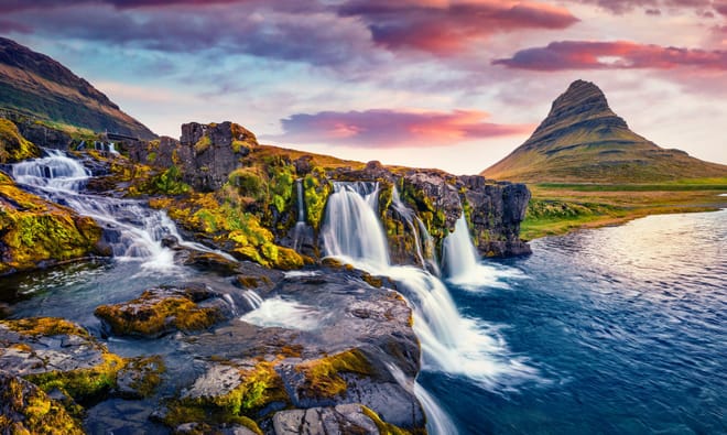 7 Day - Complete Iceland - Standard Package 