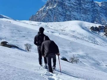 Private 5-Day Guided Trek in Kashmir's Naranag and Dumail