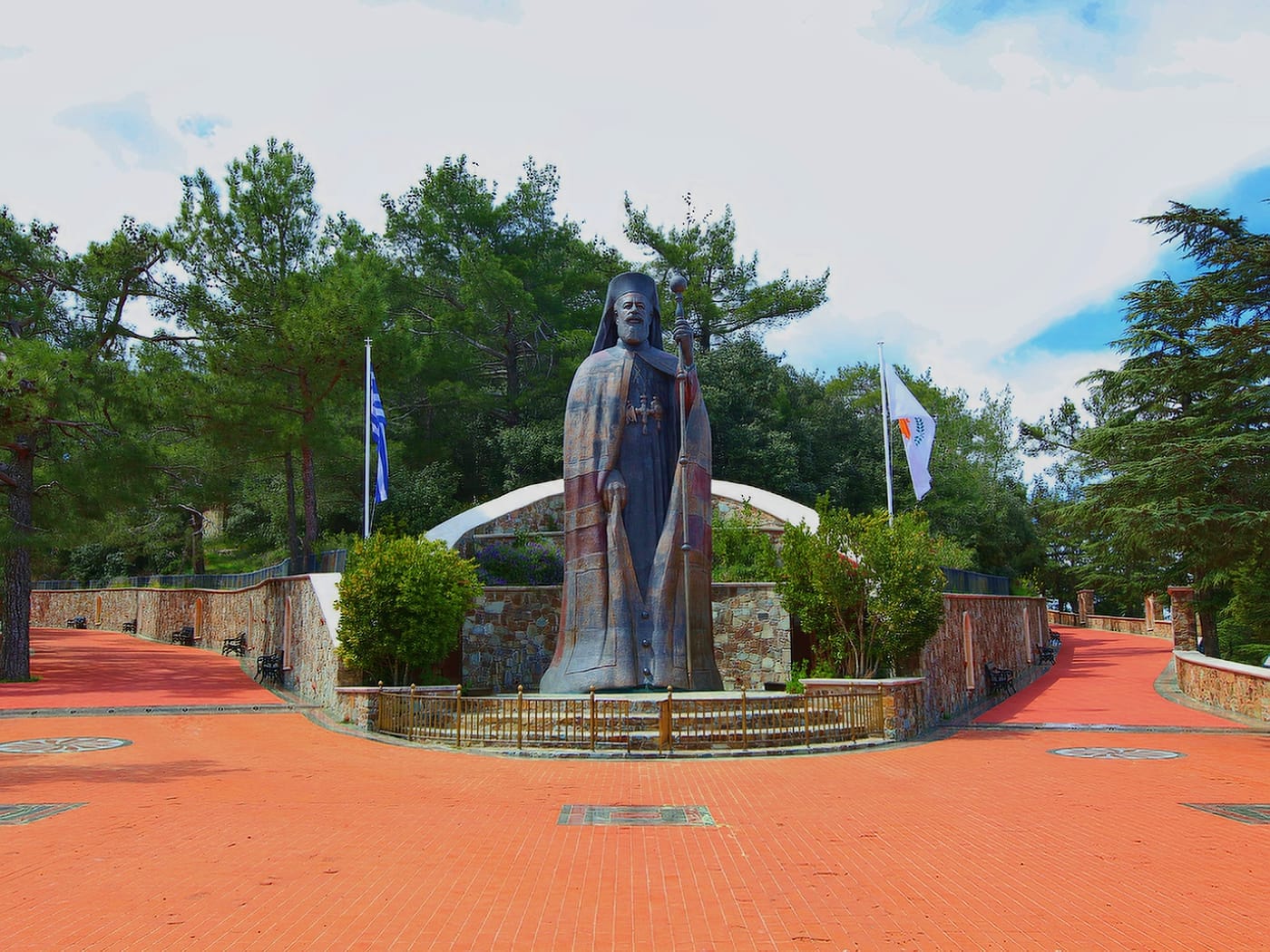 Paphos: Tour to Troodos, Kykkos Monastery, Omodos and Winery