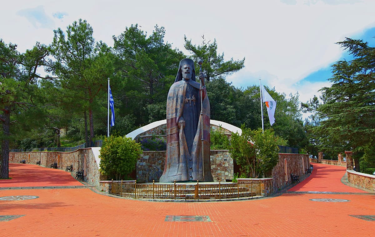 Paphos: Troodos, Omodos & Kykkos Monastery Full-Day Tour