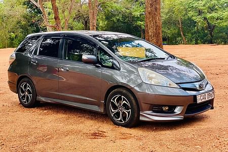 Yala to Colombo Airport: Comfortable & Scenic Transfer Service