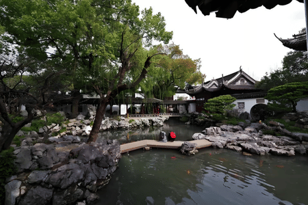 From Shanghai: The Oriental Pearl Tower, The Bund, City God Temple & Yuyuan Garden Day Tour