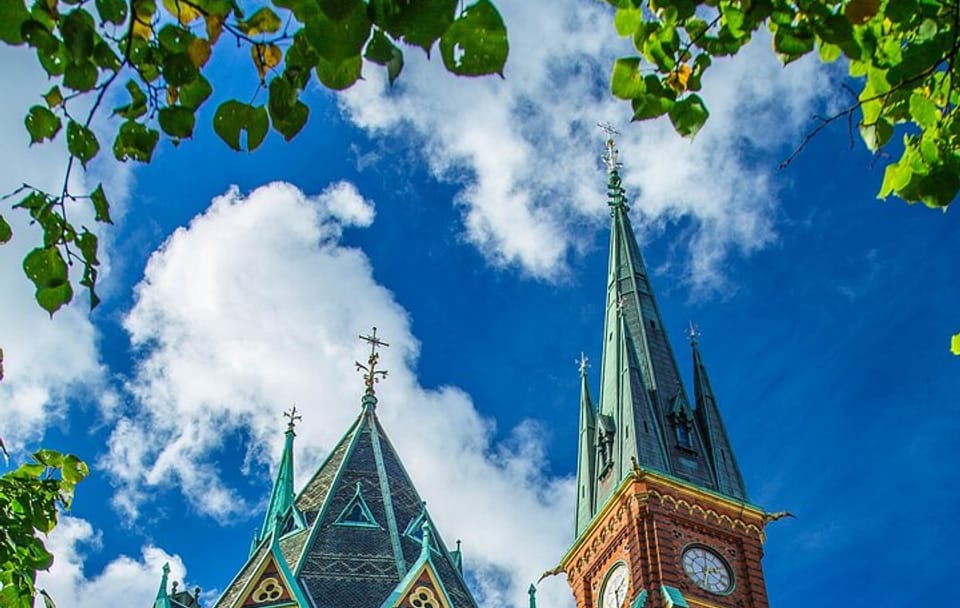 Gothenburg City Tour: Landmarks, Markets, and Fika Experience