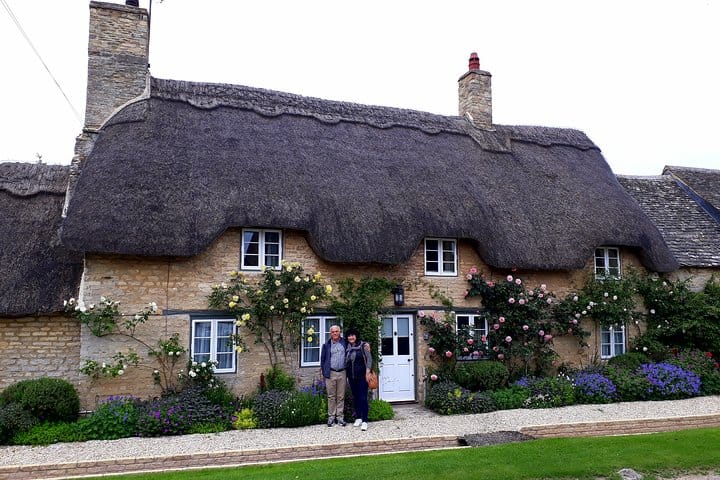 Picturesque Thatched Cottage