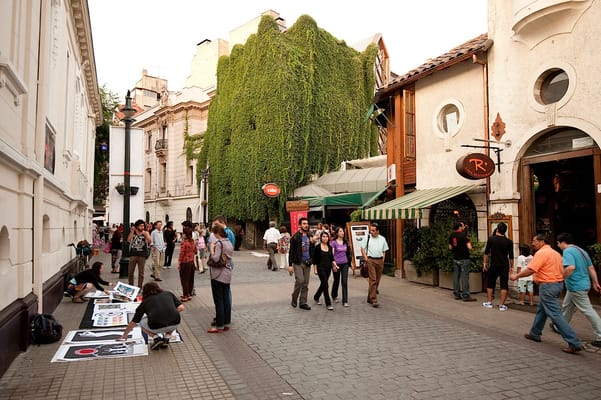 Santiago Private walking tour with lunch 