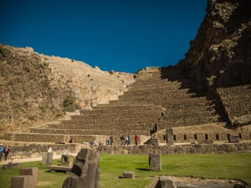 Sacred Valley Full Day Tour: Pisac and Ollantaytambo Highlights