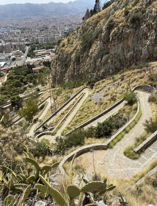 Palermo: Monte Pellegrino Hike, Sanctuary & Juice 7