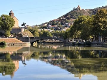 4 Full days in Georgia with private tour, free aiport