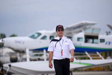 Private Charter Flight to Visit Halong Bay by Halong Bay Seaplane