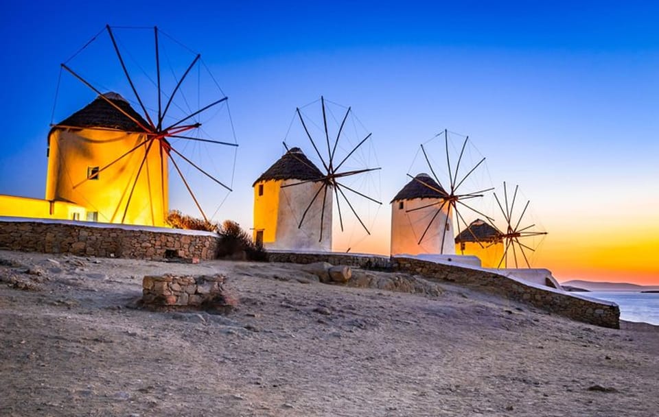 Day Trip from Athens to Mykonos with Hotel Pickup