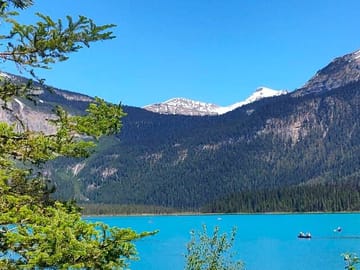 Lake Louise and Moraine Lake Tour from Canmore to Banff