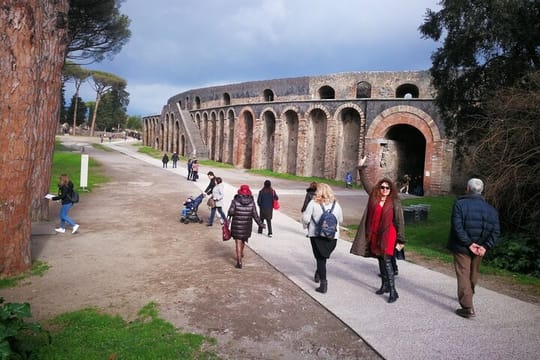 Amalfi Coast Tour with Pompeii, Sorrento and Positano.