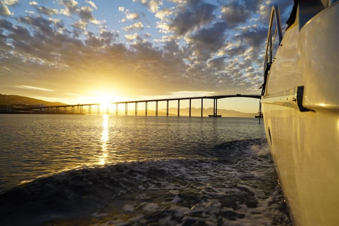 Midnight sun - Luxury Yacht Arctic Queen photo 3