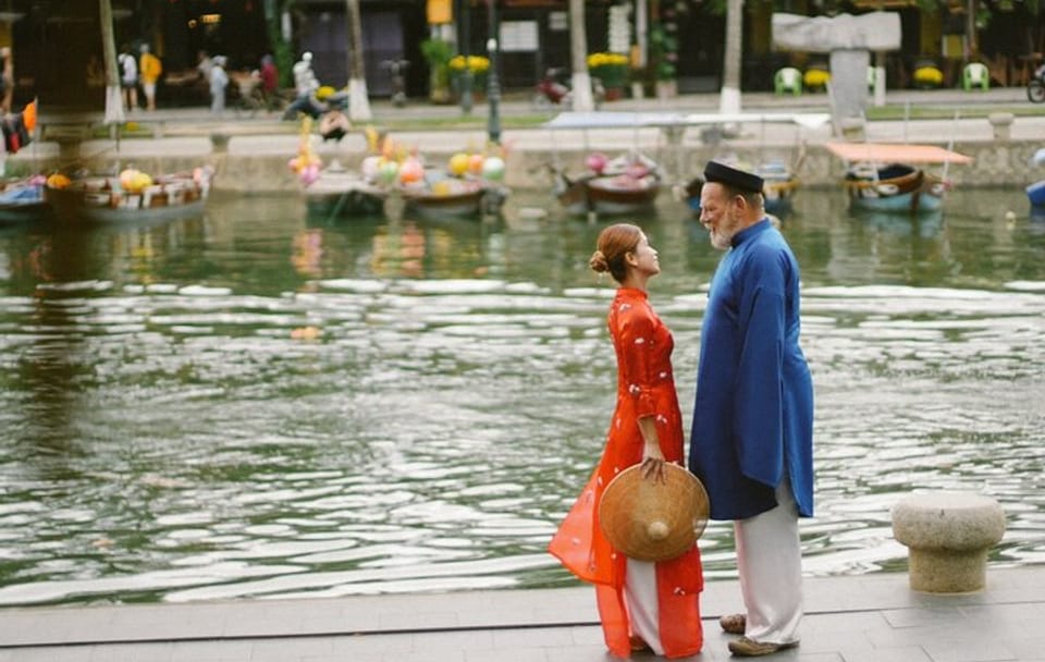 Private Ao Dai Photoshoot in Hoi An Ancient Town