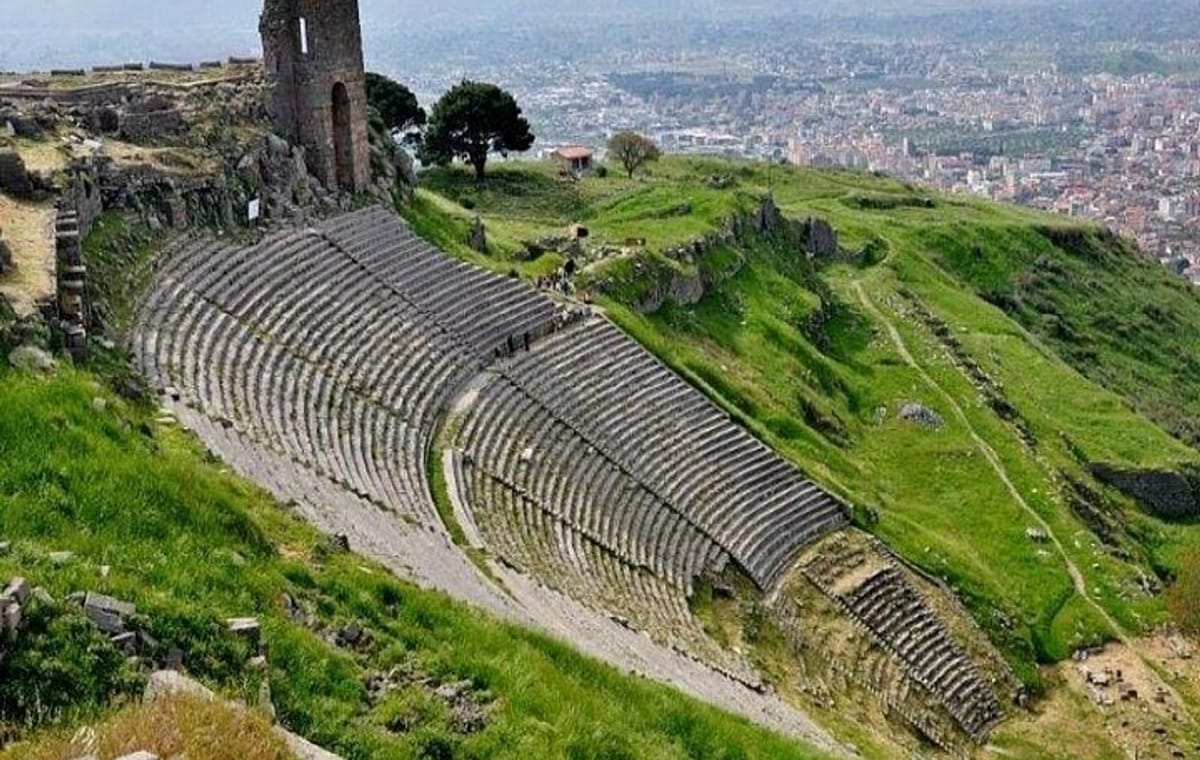 Pergamon Ancient City Tour From Izmir