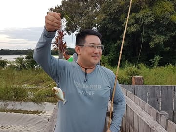 Piranha Fishing and Alligator Watching on the Solimoes River