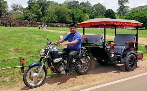 Private Tuk-Tuk Tour of Angkor Wat in Siem Reap