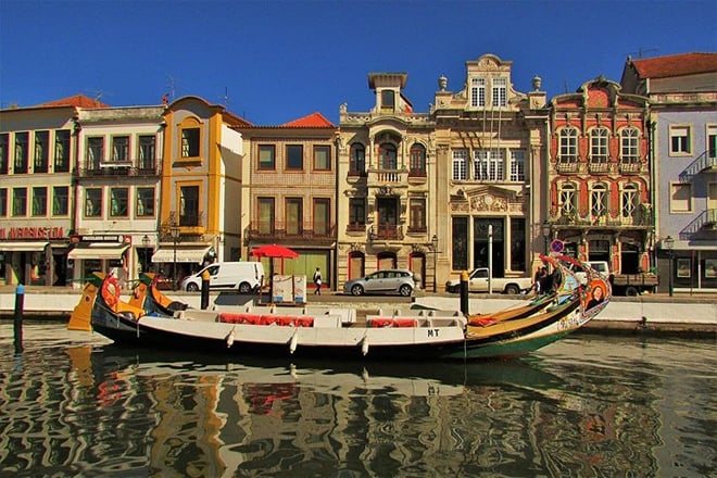 Shared Coimbra & Aveiro Tour from Porto with Moliceiro Cruise in Portugal