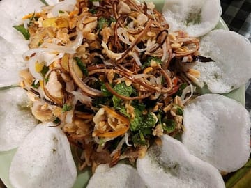 Hanoi Street Food Tour: Taste Local Dishes and Culture